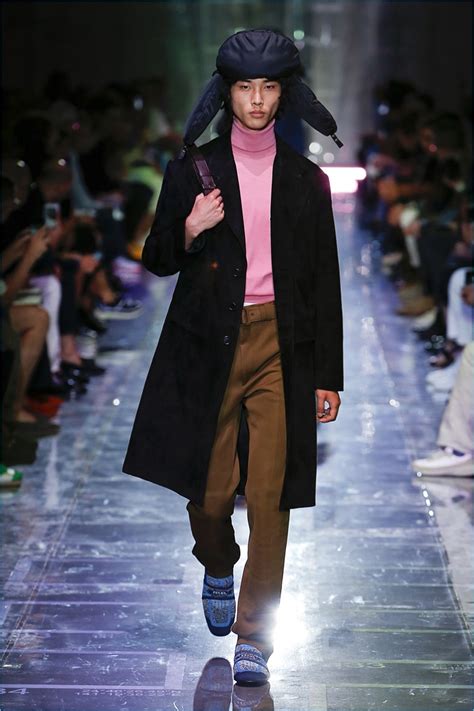 prada spring 2019 mens|Prada Spring 2019 Menswear Fashion Show .